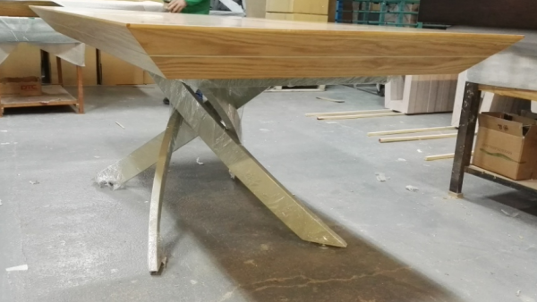 שולחן אוכל PNM